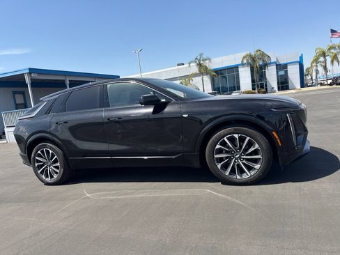 Used 2024 Cadillac Lyriq Sport RWD image 1