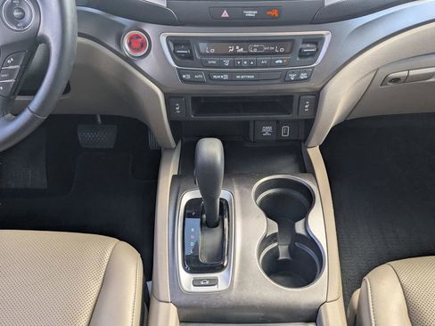 Used 2019 Honda Ridgeline RTL image 19