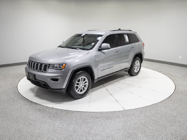Used 2018 Jeep Grand Cherokee Laredo AWD/4WD image 33