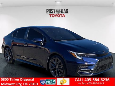 Used 2025 Toyota Corolla SE image 1