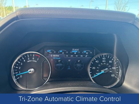 Used 2020 Ford Expedition XLT w/ Equipment Group 202A image 21