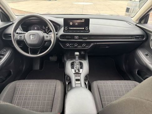 Used 2023 Honda HR-V LX image 14