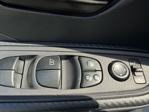 Certified 2025 Nissan Versa S w/ Trunk Package FWD image 24