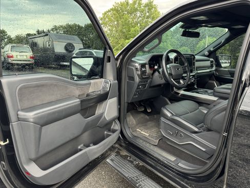 Used 2022 Ford F150 Platinum w/ Equipment Group 701A High image 8