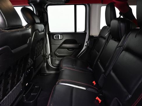 Used 2019 Jeep Wrangler Unlimited Rubicon AWD/4WD image 21