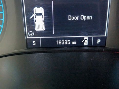 Used 2022 GMC Canyon Elevation image 24