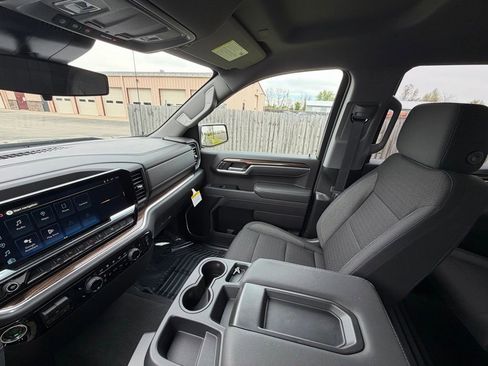 New 2026 Chevrolet Silverado 1500 LT AWD/4WD image 11