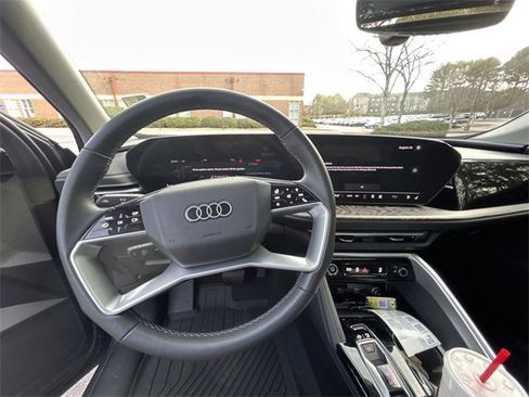 Used 2025 Audi Q5 Premium Plus image 9