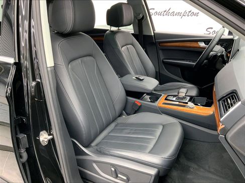Used 2023 Audi Q5 2.0T Premium w/ Convenience Package AWD/4WD image 6