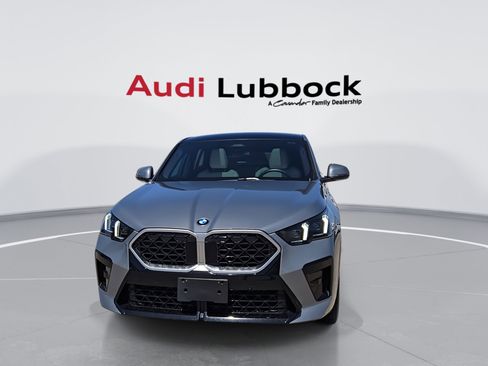 Used 2026 BMW X2 xDrive28i AWD/4WD image 3