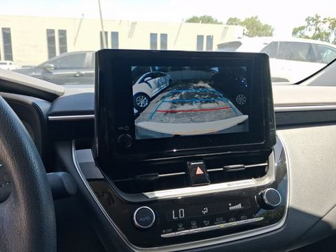 Used 2023 Toyota Corolla LE FWD image 20