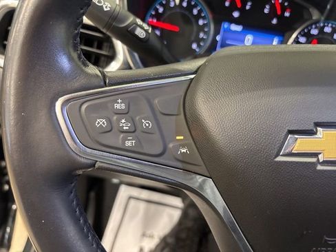 Used 2020 Chevrolet Equinox LT FWD image 28