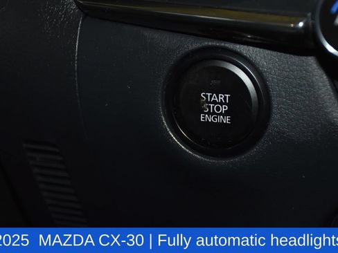 Used 2025 MAZDA CX-30 AWD 2.5 S w/ Preferred Package image 17