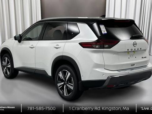 Used 2024 Nissan Rogue SL w/ SL Premium Package AWD/4WD image 7