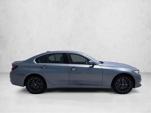 Used 2025 BMW 330i xDrive Sedan w/ M Sport Package AWD/4WD image 4