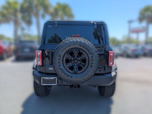 New 2026 Ford Bronco Outer Banks w/ Sasquatch Package AWD/4WD image 6