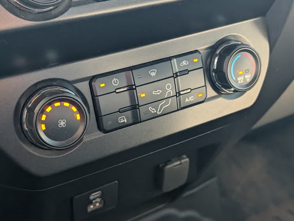 Used 2022 Ford F350 XLT w/ XLT Value Package AWD/4WD image 18