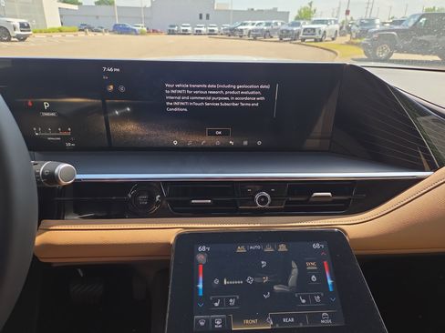 New 2026 INFINITI QX80 Luxe w/ Cargo Package RWD image 10