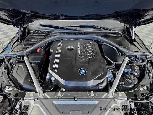 Used 2023 BMW 440i xDrive Convertible w/ Premium Package image 31