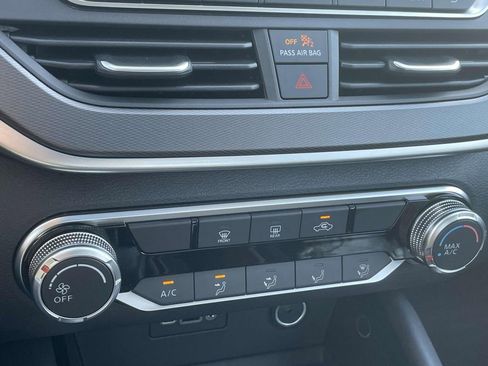 New 2025 Nissan Altima 2.5 SR image 27