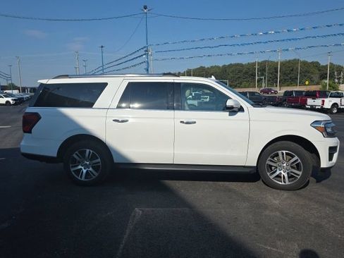 Used 2024 Ford Expedition Max Limited AWD/4WD image 4