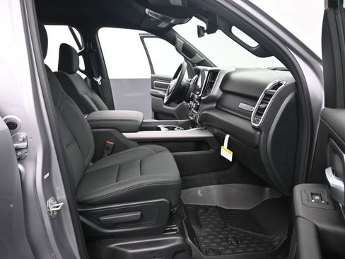 New 2025 RAM 1500 Big Horn image 18