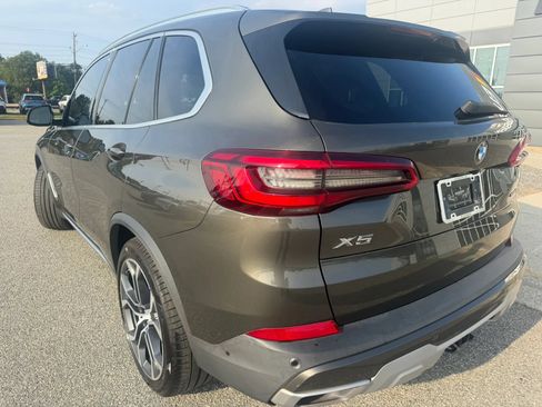 Used 2020 BMW X5 xDrive40i w/ Premium Package AWD/4WD image 3