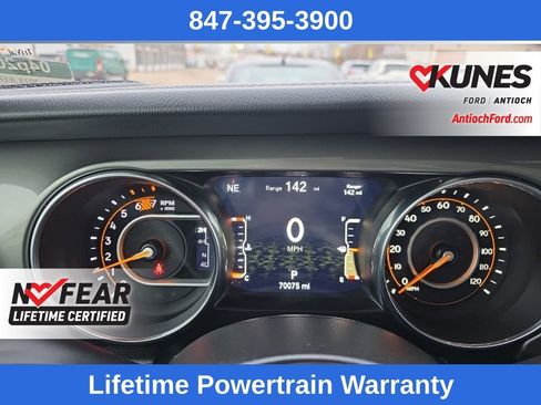 Used 2023 Jeep Wrangler Sahara image 35