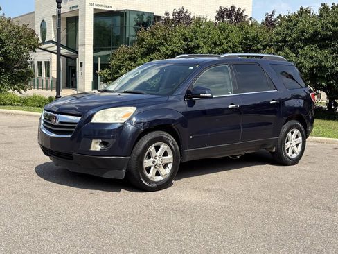 Used 2007 Saturn Outlook XR w/ Premium Trim Pkg FWD image 3