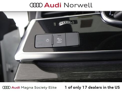 Used 2025 Audi Q8 Premium Plus w/ Premium Plus Package AWD/4WD image 25