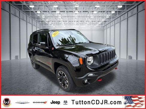 Used 2023 Jeep Renegade Trailhawk AWD/4WD image 1