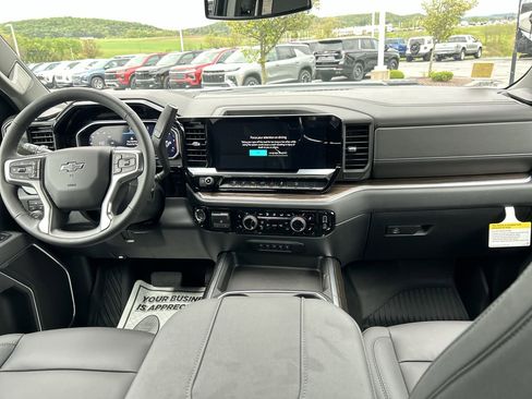 New 2026 Chevrolet Silverado 3500 LT w/ Trail Boss Package AWD/4WD image 18