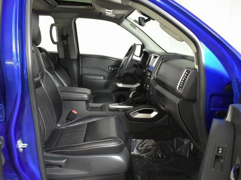 Certified 2024 Nissan Frontier SL image 35
