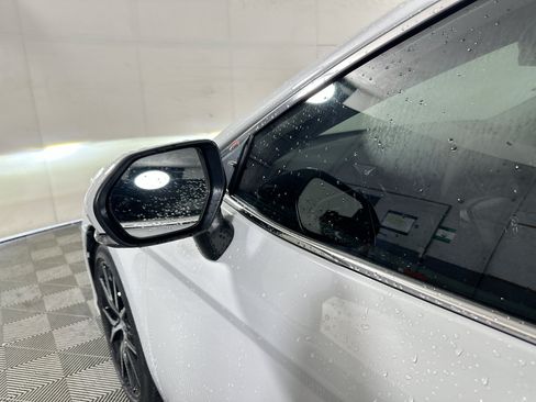 Used 2023 Toyota Camry SE w/ Convenience Package FWD image 10