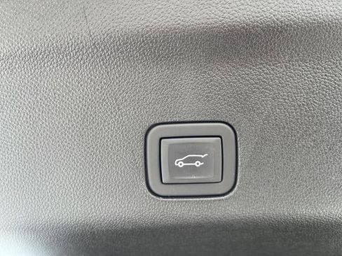 Used 2024 Chevrolet Tahoe RST w/ Luxury Package image 20