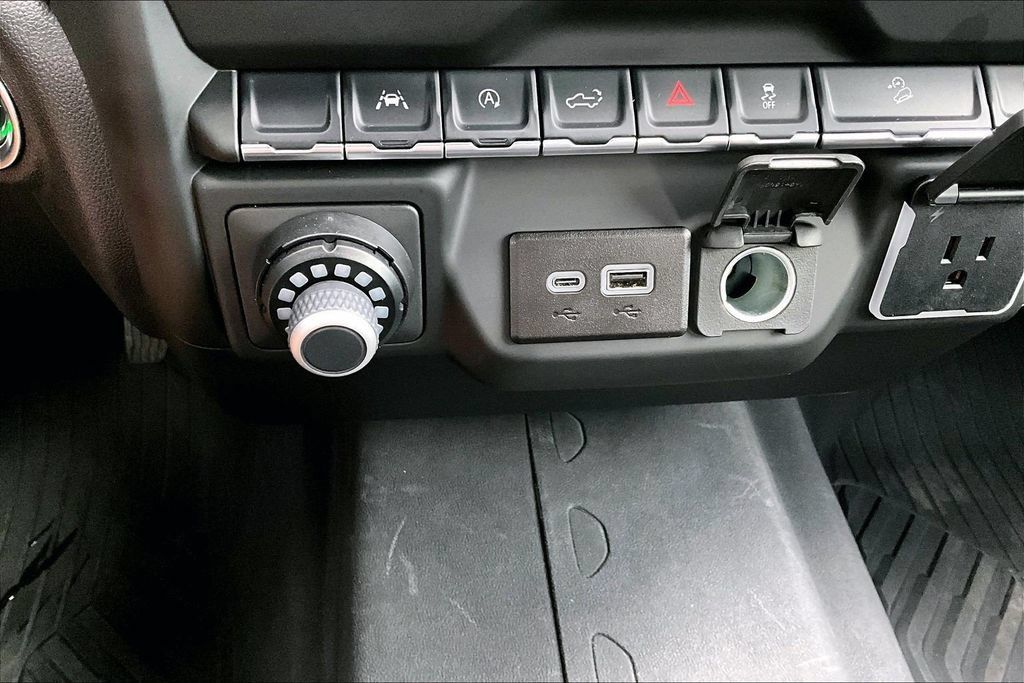 Certified 2025 Chevrolet Silverado 1500 Custom Trail Boss AWD/4WD image 17