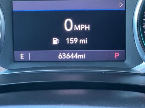 Used 2020 Chevrolet Traverse LT w/ LPO, Blackout Package image 3