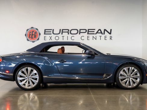 Used 2024 Bentley Continental GT V8 AWD/4WD image 5