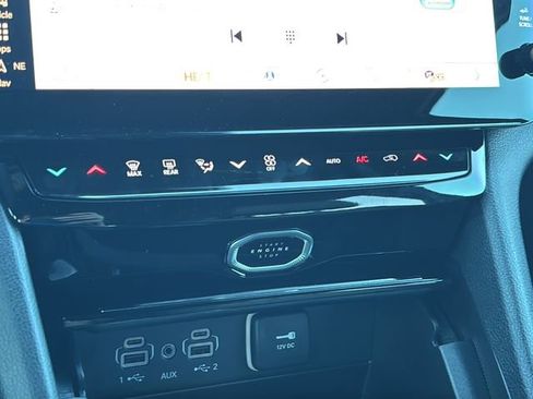 New 2026 Jeep Grand Cherokee L Limited AWD/4WD image 33