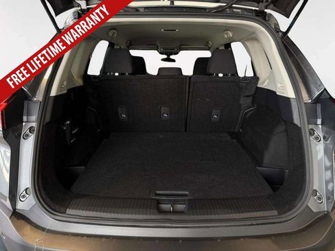Used 2023 Nissan Rogue S AWD/4WD image 28