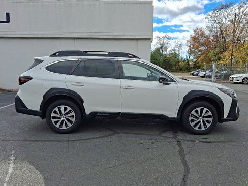 Certified 2023 Subaru Outback Premium image 8