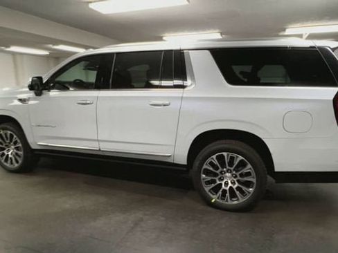 New 2026 GMC Yukon XL Denali w/ Sun & Power Step Package image 6