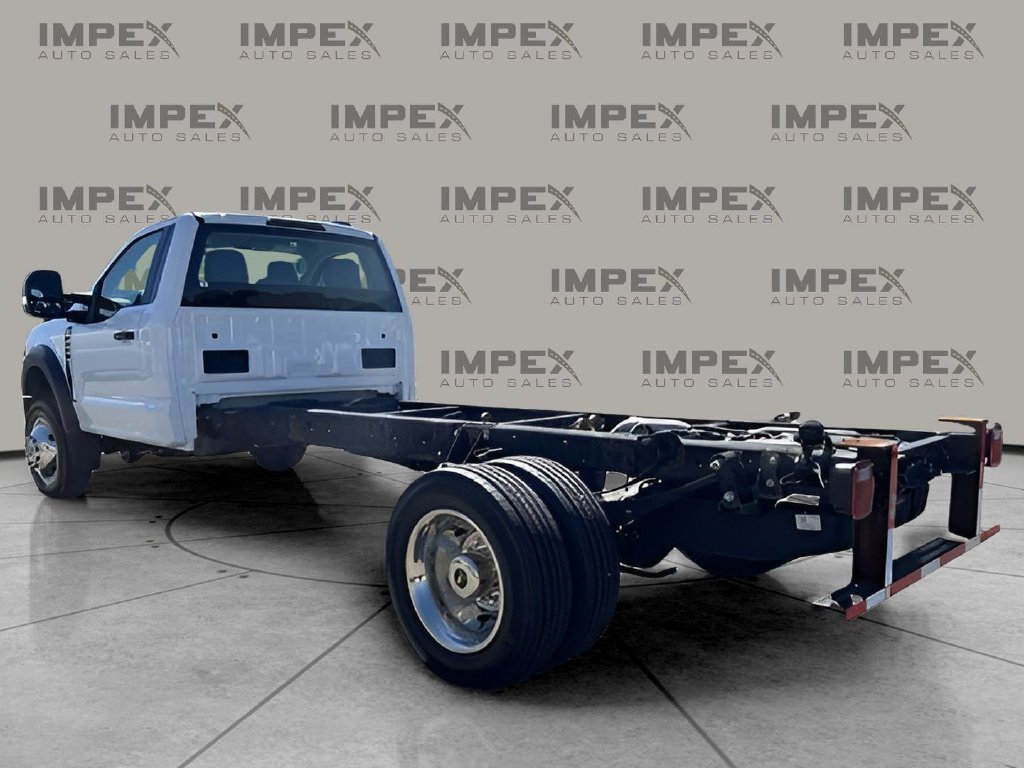 Used 2025 Ford F450 XL RWD image 3