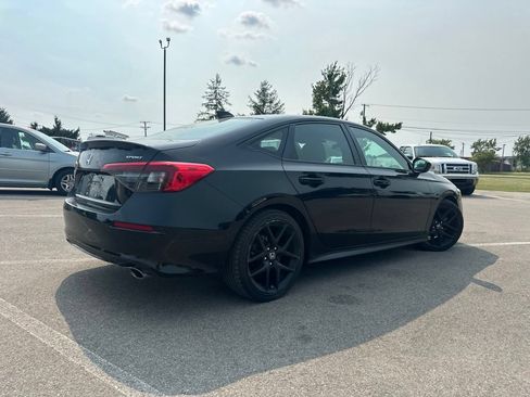 Used 2023 Honda Civic Sport image 9
