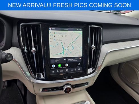Used 2025 Volvo V60 B5 Cross Country Plus AWD/4WD image 10