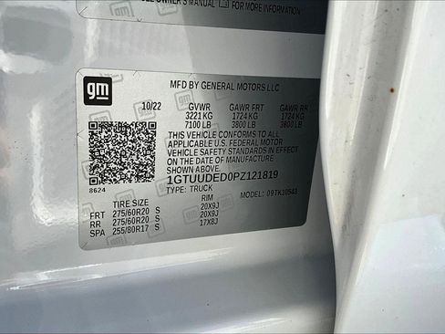 Used 2023 GMC Sierra 1500 SLT w/ SLT Premium Package image 36