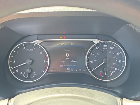 Used 2024 Nissan Sentra SV image 27