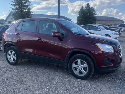 Used 2016 Chevrolet Trax LS image 3