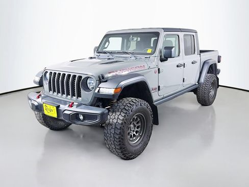 Used 2022 Jeep Gladiator Rubicon w/ Cold Weather Group AWD/4WD image 2