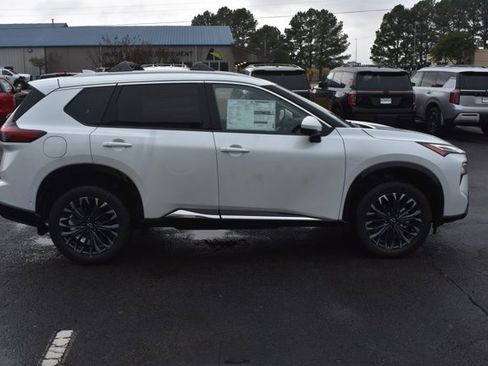 New 2026 Nissan Rogue Platinum w/ Platinum Premium Package image 4